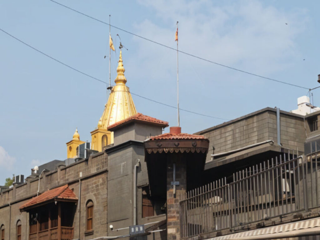 sai baba temple shirdi darshan